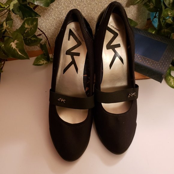 Anne Klein Sport Black Fabric & Patent Casual Dressy Shoes Size 9 1/2M - Picture 1 of 9
